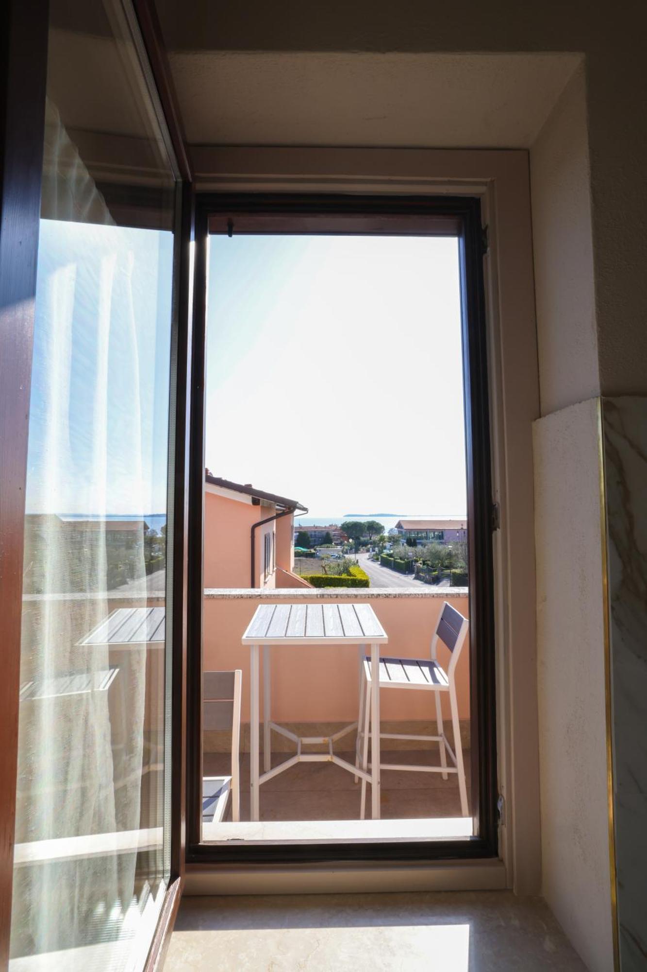 Hotel Florence Manerba del Garda Ruang foto